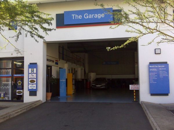 BOSCH CAR SERVICE THE GARAGE